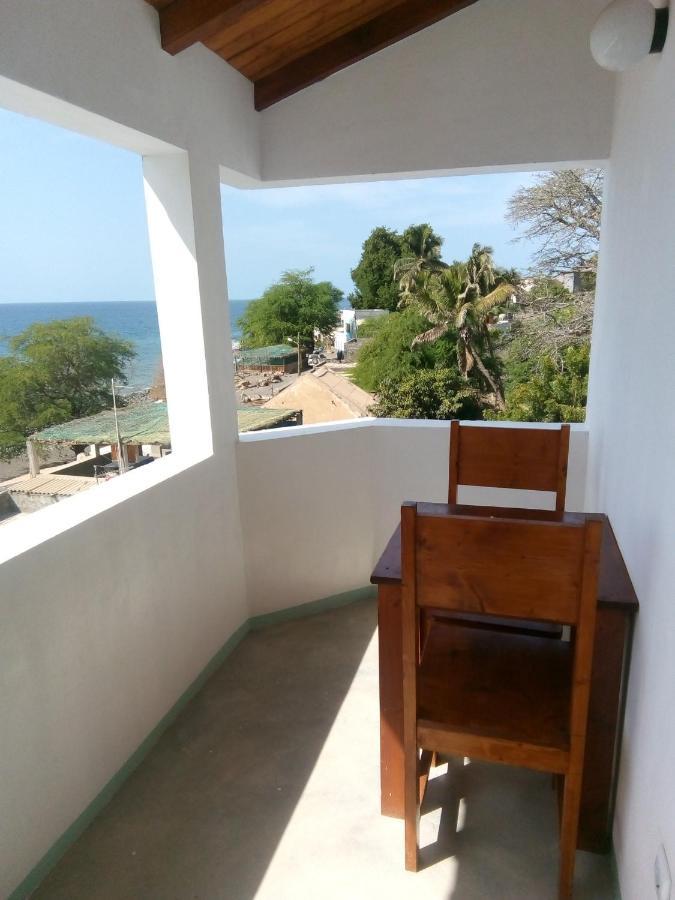 Casa Baobab Bed & Breakfast Seladinha Luaran gambar